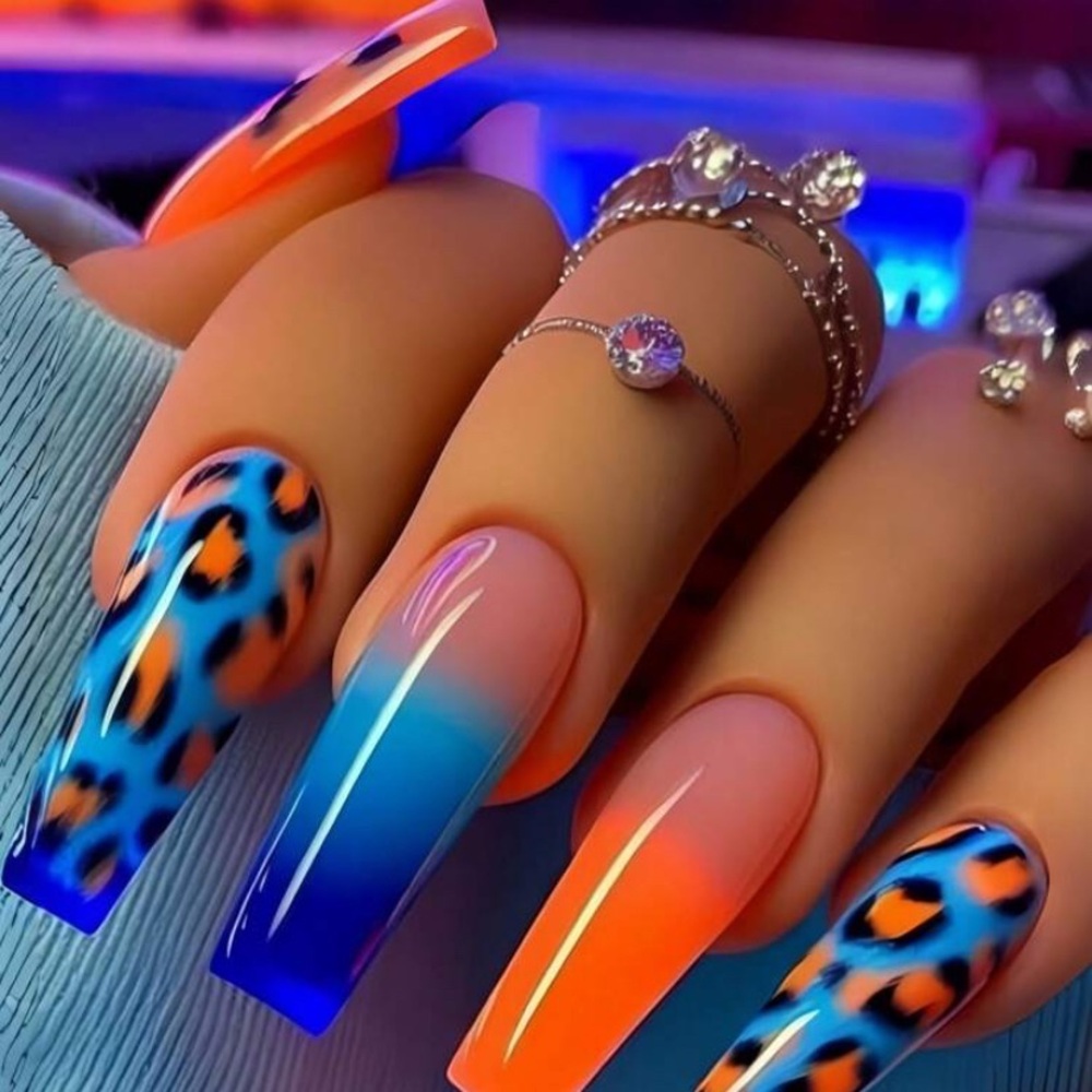 Vibrant Leopard Print Ombre press on Nails